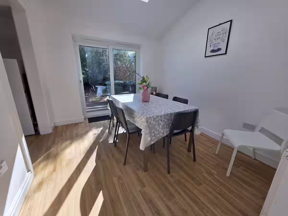 12 Springfield Road, Exeter, DEVON EX4 6JL photograph 4