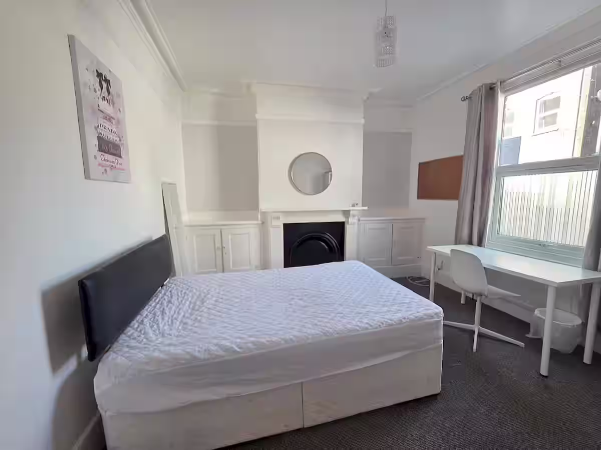 12 Springfield Road, Exeter, DEVON EX4 6JL photograph 10