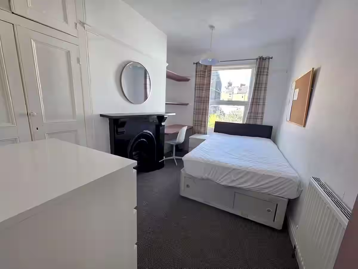 12 Springfield Road, Exeter, DEVON EX4 6JL photograph 12