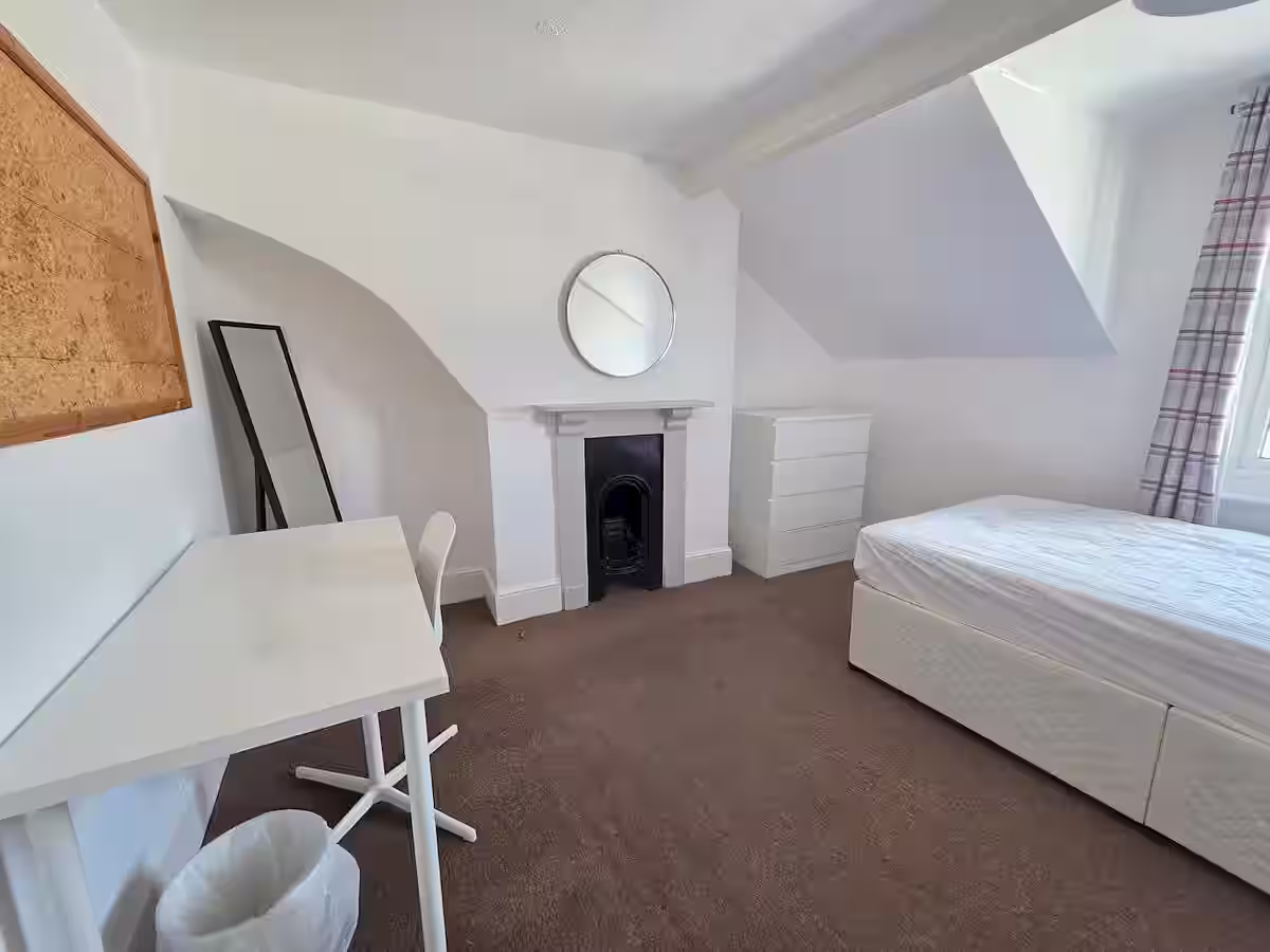 12 Springfield Road, Exeter, DEVON EX4 6JL photograph 14