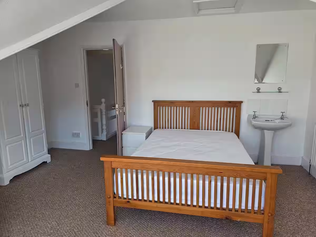 3 Hillside Avenue, Exeter, DEVON EX4 4NW photograph 11