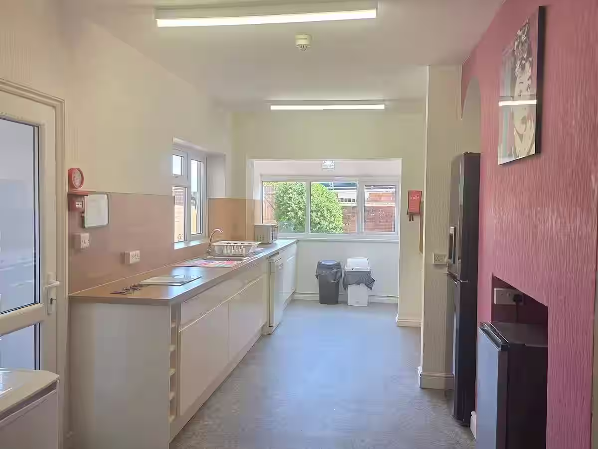 59 Old Tiverton Road, Exeter, DEVON EX4 6NG photograph 6