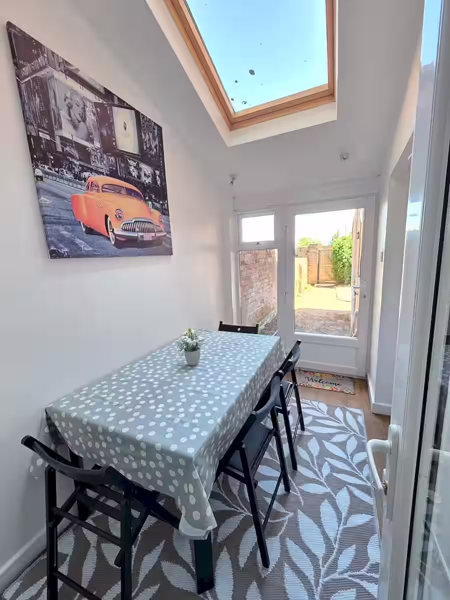 59 Old Tiverton Road, Exeter, DEVON EX4 6NG photograph 8