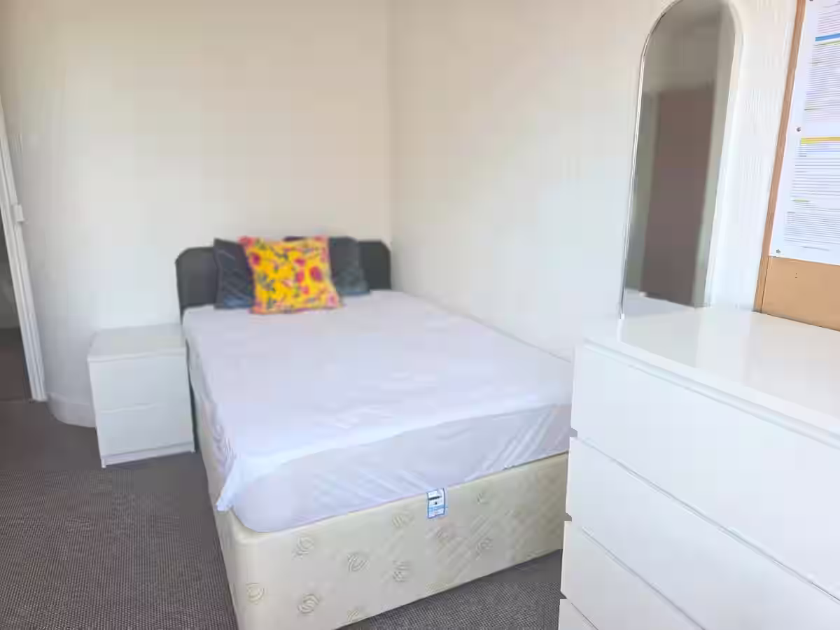 59 Old Tiverton Road, Exeter, DEVON EX4 6NG photograph 15