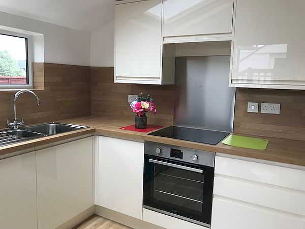 75 Howell Road, Exeter, DEVON EX4 4LZ photograph 3