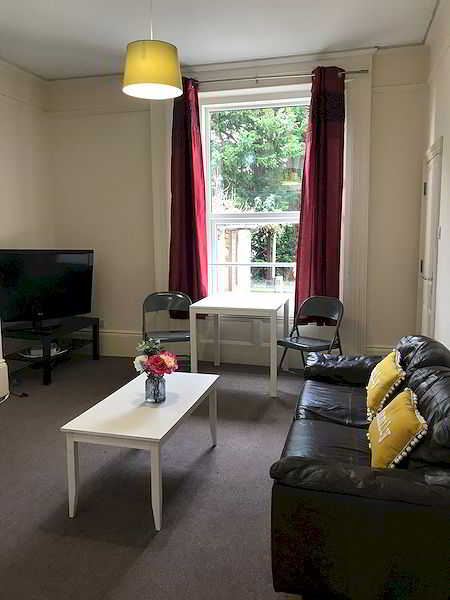 Ground Floor Flat 1, 48 Old Tiverton Road, Exeter, DEVON EX4 6NG photograph 3