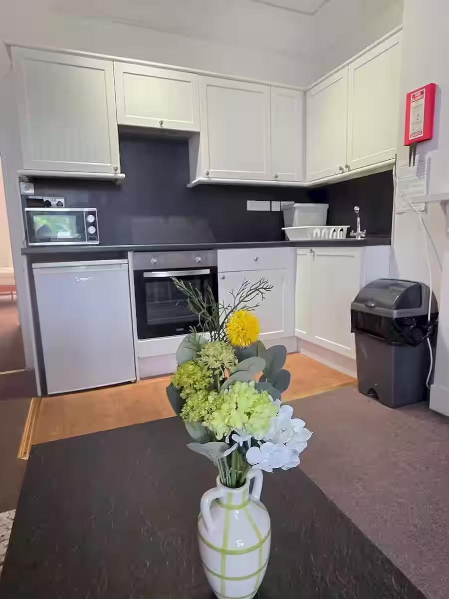 Ground Floor Flat 1, 48 Old Tiverton Road, Exeter, DEVON EX4 6NG photograph 4