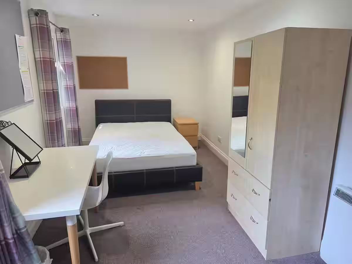 Ground Floor Flat 1, 48 Old Tiverton Road, Exeter, DEVON EX4 6NG photograph 10